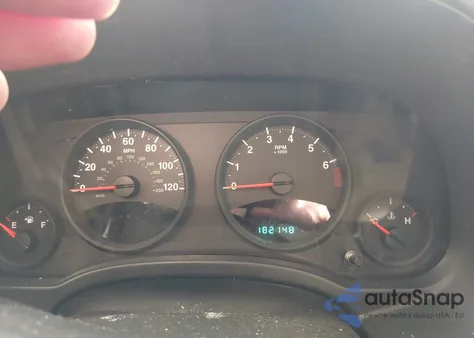 2010 Jeep Patriot Sport z USA, uszkodzony, nr VIN 1J4NT1GB5AD652790